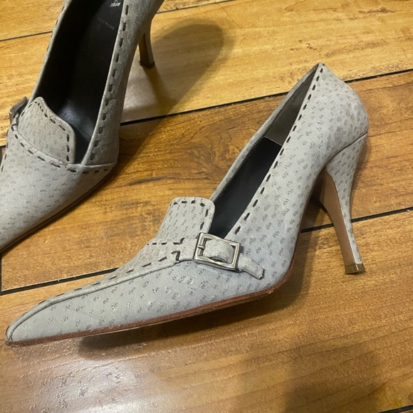 Prada Saffriano Ostrich high Heel shoes - Picture 5 of 7